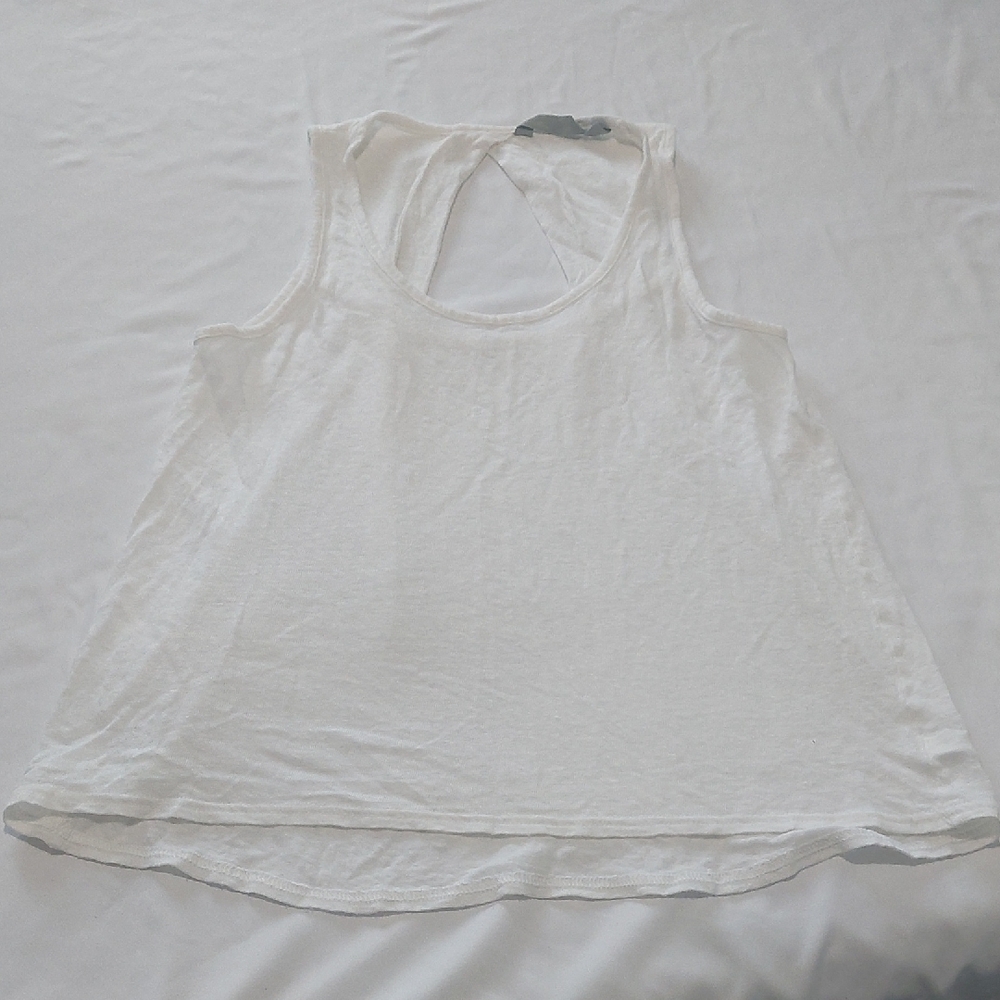 Athleta White Tank Top.Size Great For Layering . Xs To Medium